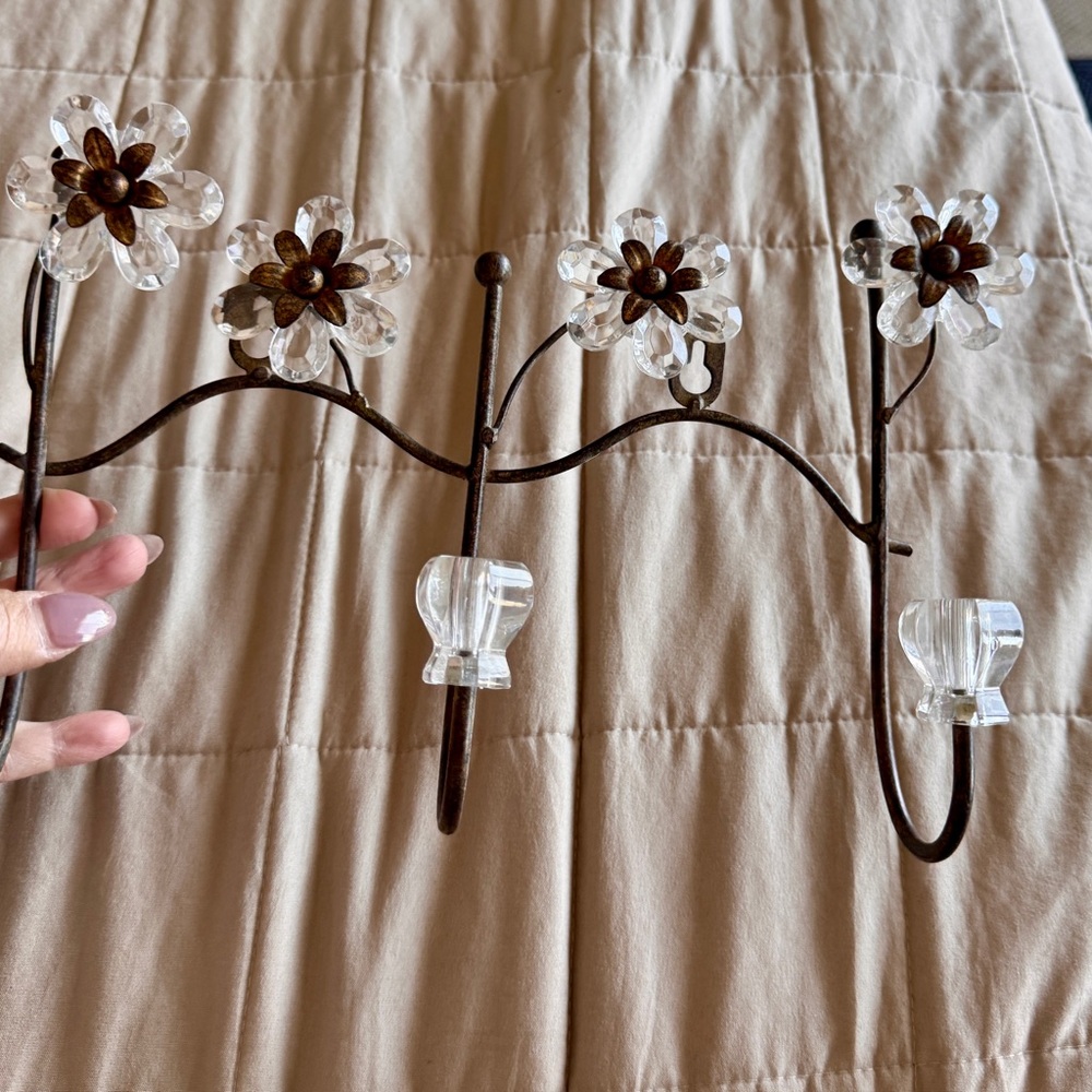 Brown and Clear Floral Wall Hook Rack